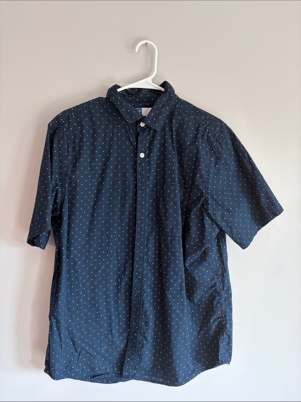 Size Large Men's Navy Short-Sleeve Dot Print Button-Down Shirt